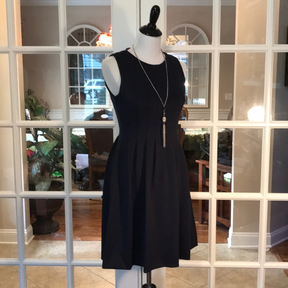 5🌟 Vince Camuto Navy Dress w POCKETS - Picture 7 of 8
